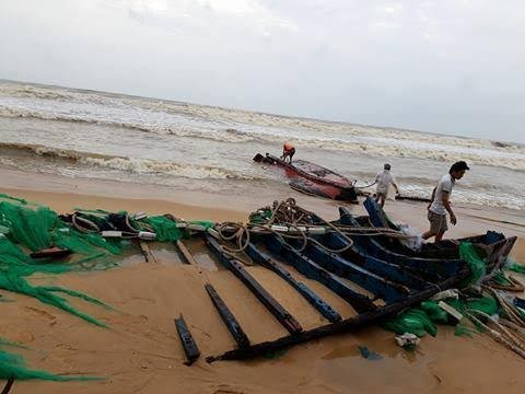 Nhiều tàu cá của ngư dân Bình Định bị nạn trên biển