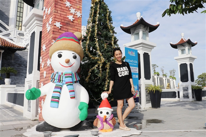 Noel về, rủ nhau đi ngắm tuyết rơi ở Thiên đường Giáng sinh Asia Park Đà Nẵng