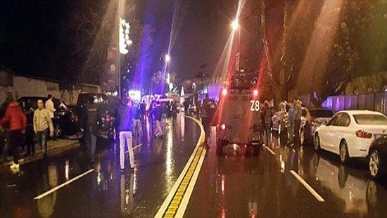 Thổ Nhĩ Kỳ: Xả súng kinh hoàng đêm giao thừa