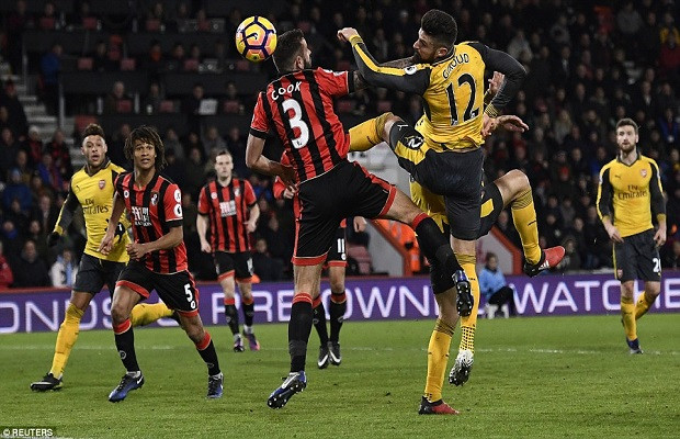 Arsenal - Bournemouth (3-3): Trận đấu siêu “điên rồ”