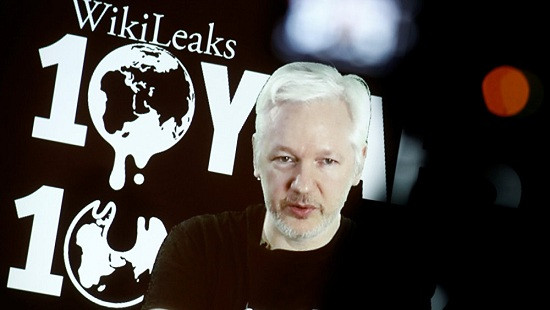 “Quả bom” WikiLeaks dọa tung bí mật động trời trong năm 2017