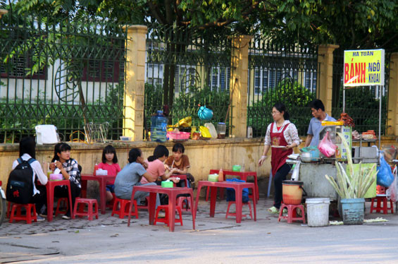 Đà Nẵng: Siết chặt quản lý thức ăn đường phố