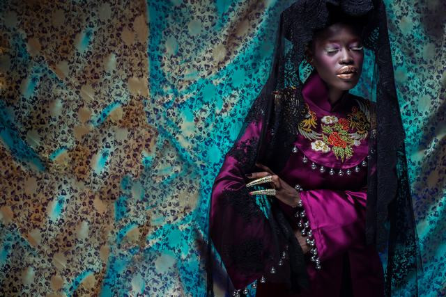 Chê người mẫu châu Phi mặc áo dài Việt: Cần cách tân suy nghĩ
