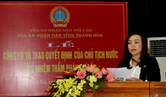 TAND tỉnh Thanh Hóa trao Quyết định bổ nhiệm Thẩm phán sơ cấp