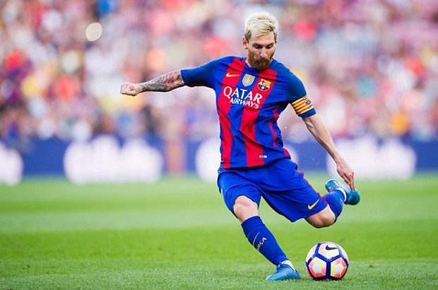 La Liga: Messi lập siêu phẩm, Barca cầm hòa Villarreal