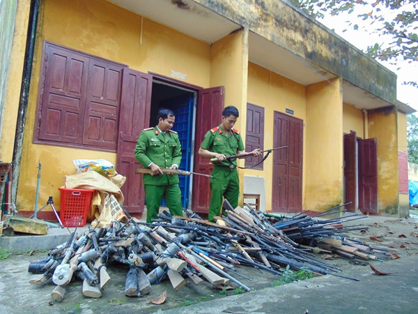 Quảng Nam: Thu hồi hàng trăm khẩu súng tự chế