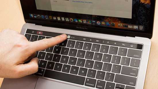 Consumer Reports khuyến cáo người mua MacBook Pro trở lại