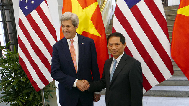 Ngoại trưởng Mỹ John Kerry bắt đầu chuyến thăm Việt Nam