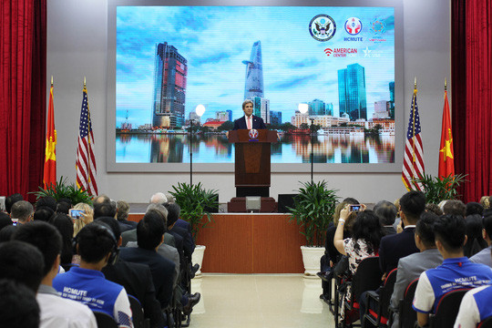 Ông John Kerry: Quan hệ Mỹ và Việt Nam không phụ thuộc vào một cá nhân, đảng phái nào