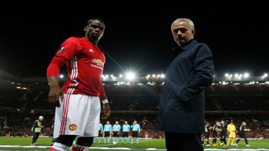 HLV Jose Mourinho tiến cử Paul Pogba làm đội trưởng Man United