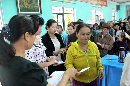 Xã Đại Quang, huyện Đại Lộc, Quảng Nam: Tết cho người nghèo trên đất lũ