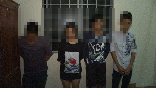 Phát hiện 4 nam, nữ thanh niên sử dụng ma túy đá tập thể