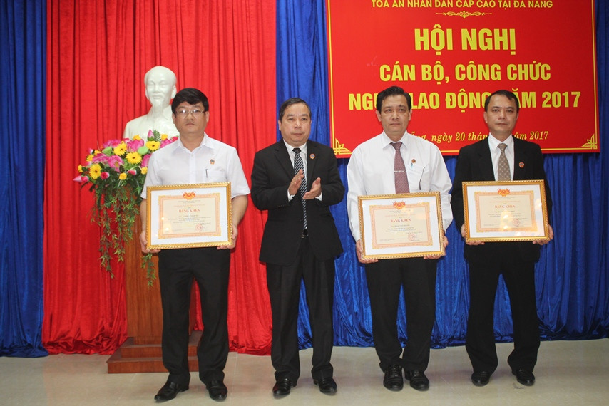 TAND cấp cao tại Đà Nẵng tổ chức Hội nghị cán bộ, công chức, người lao động năm 2017