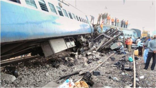 Tàu hỏa trật đường ray, ít nhất 36 người thiệt mạng, hàng chục người bị thương