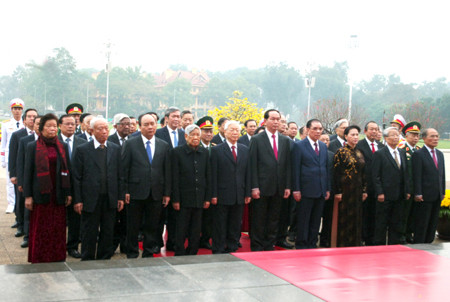Lãnh đạo Đảng và Nhà nước viếng Lăng Chủ tịch Hồ Chí Minh