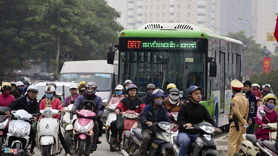 Thủ tướng yêu cầu xử lý nghiêm hành vi cản trở hoạt động xe buýt nhanh