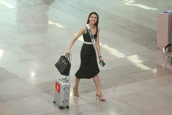 Lệ Hằng về nước sau chuỗi ngày tham dự Miss Universe 2016