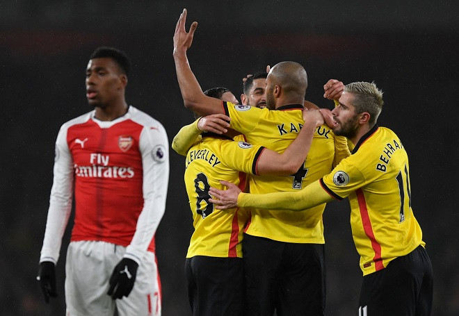 Premier League: Arsenal gục ngã tại Emirates