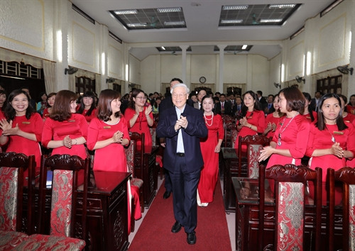Tổng Bí thư làm việc tại Nam Định; dâng hương tưởng niệm đồng chí Trường Chinh