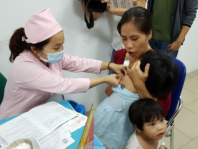 Sẽ tiêm miễn phí vắc xin viêm não Nhật Bản cho trẻ từ 6 - 15 tuổi