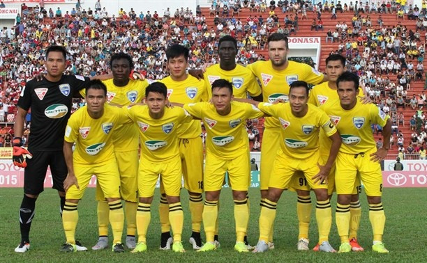 V-League: Hòa SHB Đà Nẵng, FLC Thanh Hóa trở thành 