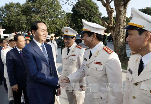 Chủ tịch nước giao nhiệm vụ cho các lực lượng vũ trang tỉnh Thanh Hóa 