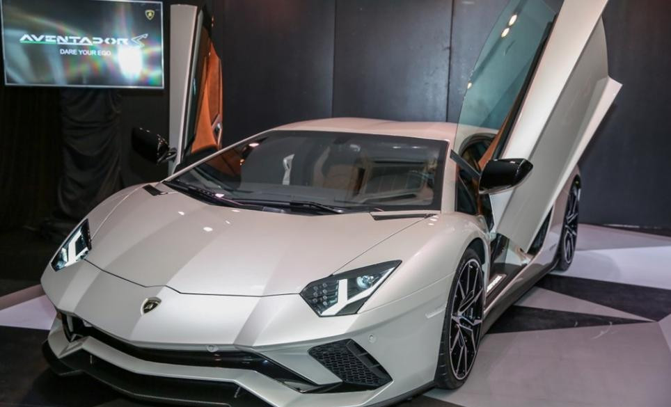 Lamborghini Aventador S chính thức ra mắt tại Malaysia