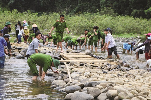 Những nỗ lực trong phong trào thi đua “Vì ANTQ” của Công an huyện Vĩnh Linh