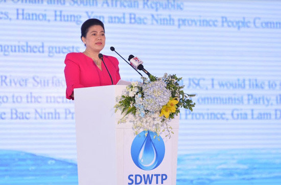 Chủ tịch Nguyễn Đức Chung nhấn nút khởi công dự án nhà máy nước mặt sông Đuống