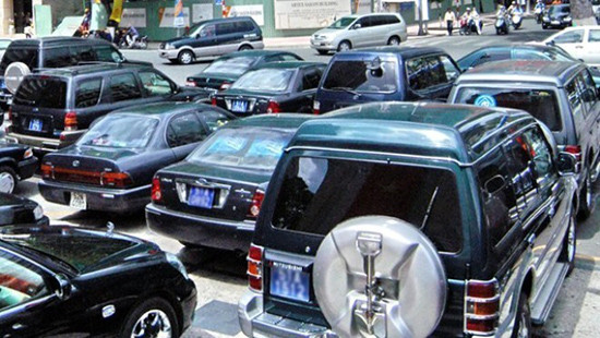 Thủ tướng yêu cầu rà soát xe thanh lý, chấm dứt nhận xe ôtô doanh nghiệp tặng