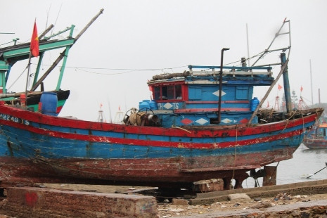 Thanh Hóa: Hàng trăm ngư dân kêu cứu vì cửa biển bị bồi lấp