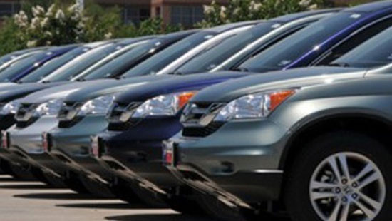 Bộ Tài chính đề nghị rà soát ô tô do doanh nghiệp biếu tặng