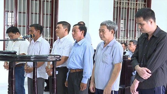 Xét xử vụ tham ô tài sản ở Phòng Công thương huyện Tam Bình
