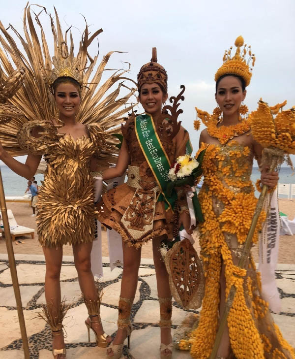 Vừa tuyên bố giải nghệ, Nguyễn Thị Thành lọt top 2 trang phục đẹp nhất Miss Eco