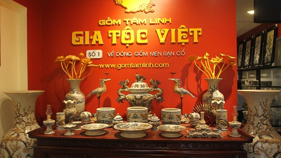 Gốm tâm linh Gia tộc Việt: Ứng dụng tem truy vấn nguồn gốc sản phẩm