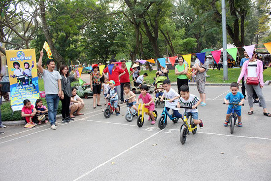 Cua-rơ-nhí 2017: Giải đua xe thăng bằng hấp dẫn cho trẻ 1-6 tuổi