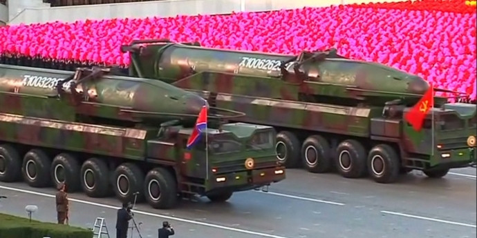 Phô trương vũ khí rầm rộ, liệu Triều Tiên có thể 
