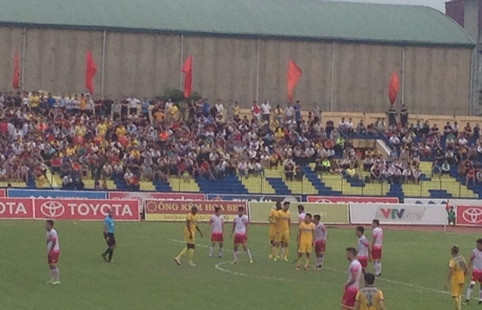 FLC Thanh Hóa mất ngôi đầu bảng sau trận hòa đáng tiếc trước Sài Gòn FC