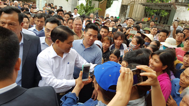 Cuộc đối thoại tại Đồng Tâm kết thúc trong tiếng vỗ tay của người dân