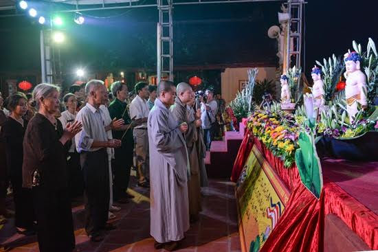 Bắc Ninh: Long trọng đại lễ Phật Đản Phật lịch 2561 tại chùa Đậu
