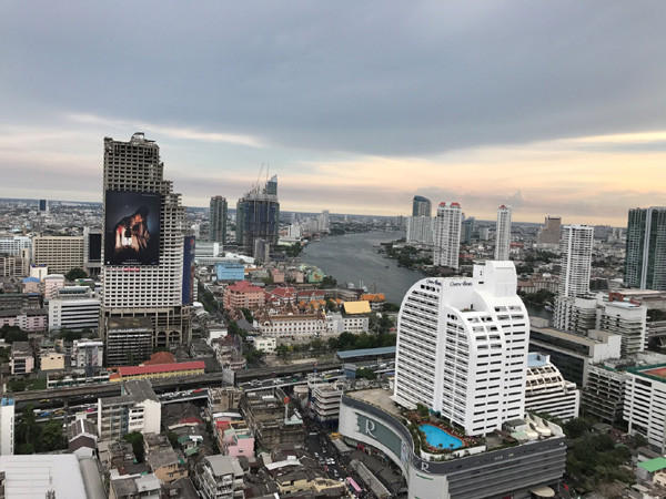 Doanh nhân 9X Dạ Ly mua nhà ở khu tháp chọc trời tại Thái Lan ở tuổi 25