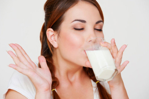 6 sai lầm khi uống sữa có hại cho sức khỏe