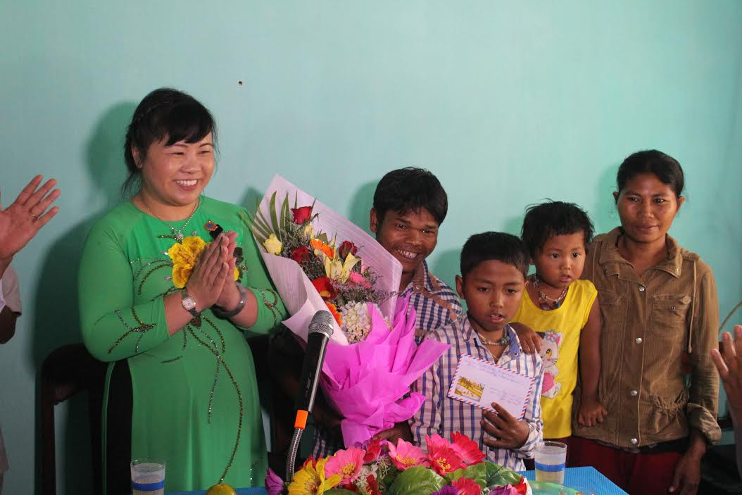 TAND tỉnh Thừa Thiên Huế trao tặng nhà tình thương cho hộ nghèo