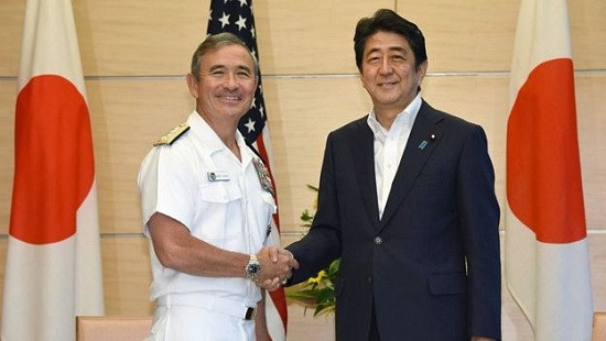 Triều Tiên “bực bội” vì cuộc gặp của Thủ tướng Nhật Bản với Đô đốc Mỹ