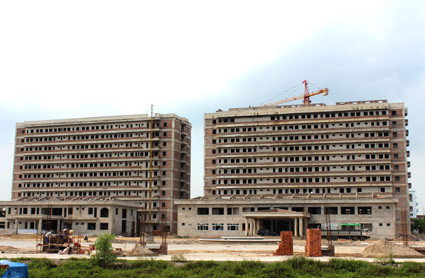 Ninh Bình: Bệnh viện 2600 tỷ đồng xây gần xong vẫn chưa có ĐTM