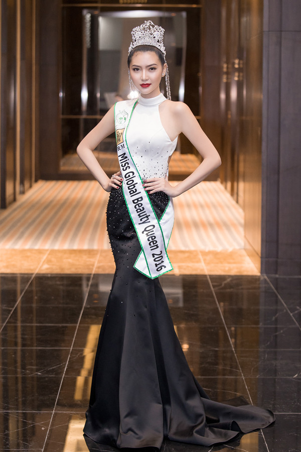 Ngọc Duyên xuất hiện trong nhiều khoảnh khắc đẹp của Miss Global Beauty Queen 2017