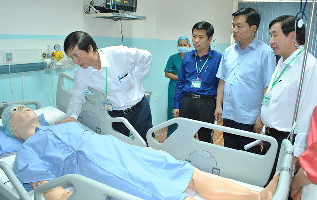 Bộ GD&ĐT yêu cầu trường ĐH Y Khoa Phạm Ngọc Thạch thực hiện tuyển sinh toàn quốc