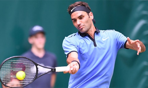 federer-vao-tu-ket-halle-mo-rong