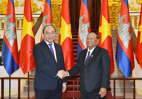 Thủ tướng Nguyễn Xuân Phúc tiếp Chủ tịch Quốc hội Campuchia