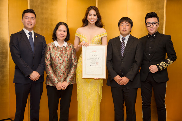 Hoa hậu Phạm Hương được bổ nhiệm làm Đại sứ Nhật ngữ